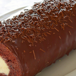 Rollo de chocolate: la receta de un postre suave y delicioso