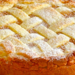 Tarta de corazón de manzana: la receta del postre desmenuzable con un interior cremoso