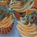 CUPCAKES DE TARTA CRUJIENTE DE MENTA