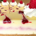 Tarta de queso con frambuesas y chocolate blanco: la receta de postre irresistible