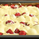 Tarta de láminas de fresas, rápida y totalmente deliciosa